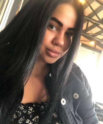 Сладкая и игривая блондиночка приглашает в гости на незабываемый отдых. Готова исполнить твои фантазии и подарить море наслаждения. Звони и мы воплотим все твои мечты в реальность! 1850, 23 года