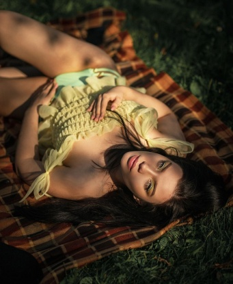 Женственная, страстная, с опытом и множеством возможностей - именно такая я. Встречаясь со мной, ты погрузишься в мир настоящего блаженства и наслаждения. Я создам для нас обстановку комфорта и удовольствия. Мои услуги уникальны и разнообразны, могут удовлетворить любые твои фантазии. Живу я в самом сердце Москвы, и готова приехать к тебе в любое время. Не забудь взглянуть на мои фото и прочитать отзывы - они говорят самыми лестными словами о том, какое незабываемое время ты проведешь со мной.🌟😘💋🔥🌹👠🌃🌇📸✨ 3372, 21 год