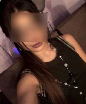 Милая блондиночка со знойным темпераментом поможет тебе расслабиться и забыть обо всем на свете. Погрузимся в мир наслаждения и страсти вместе! 6982, 22 года