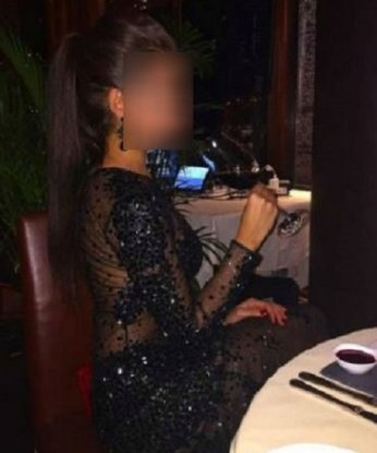 Милая блондиночка со знойным темпераментом поможет тебе расслабиться и забыть обо всем на свете. Погрузимся в мир наслаждения и страсти вместе! 6982, 22 года